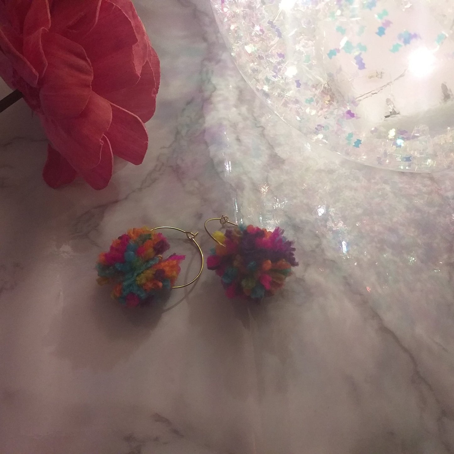 Pom pom earring