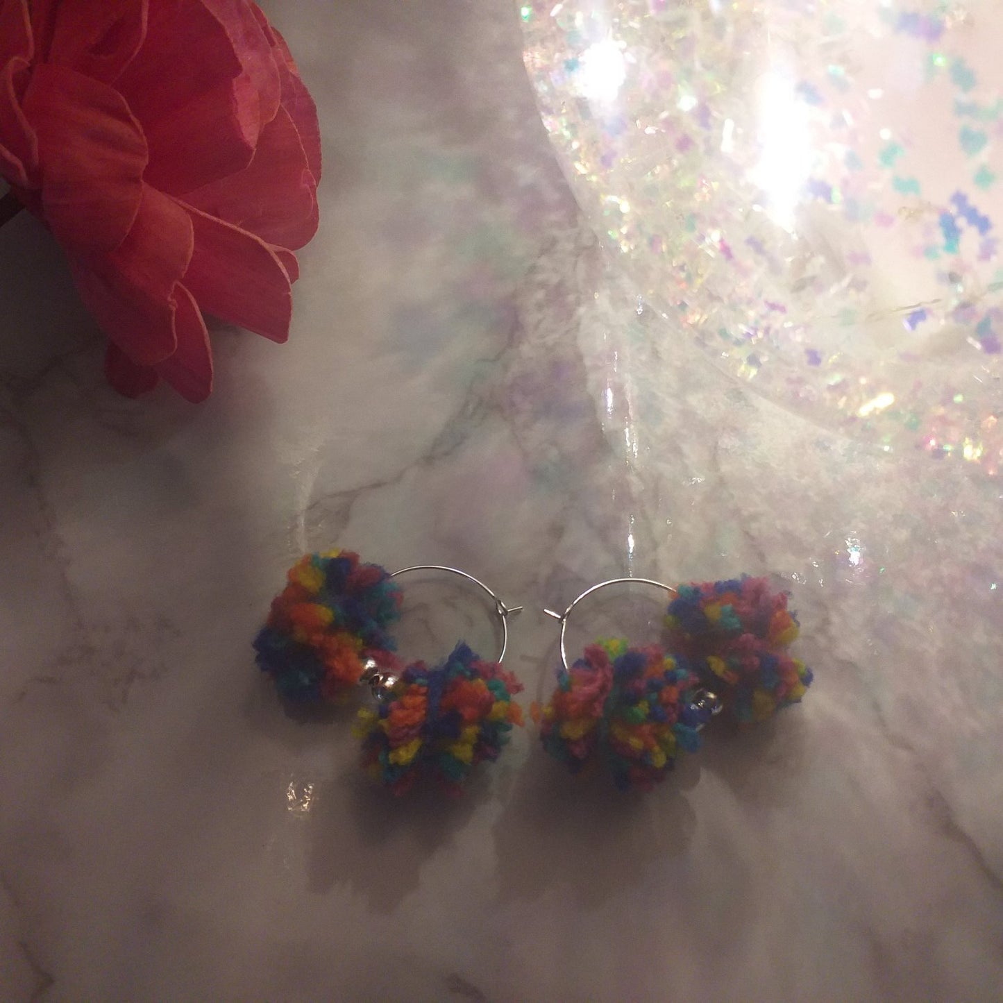 Pom pom earring