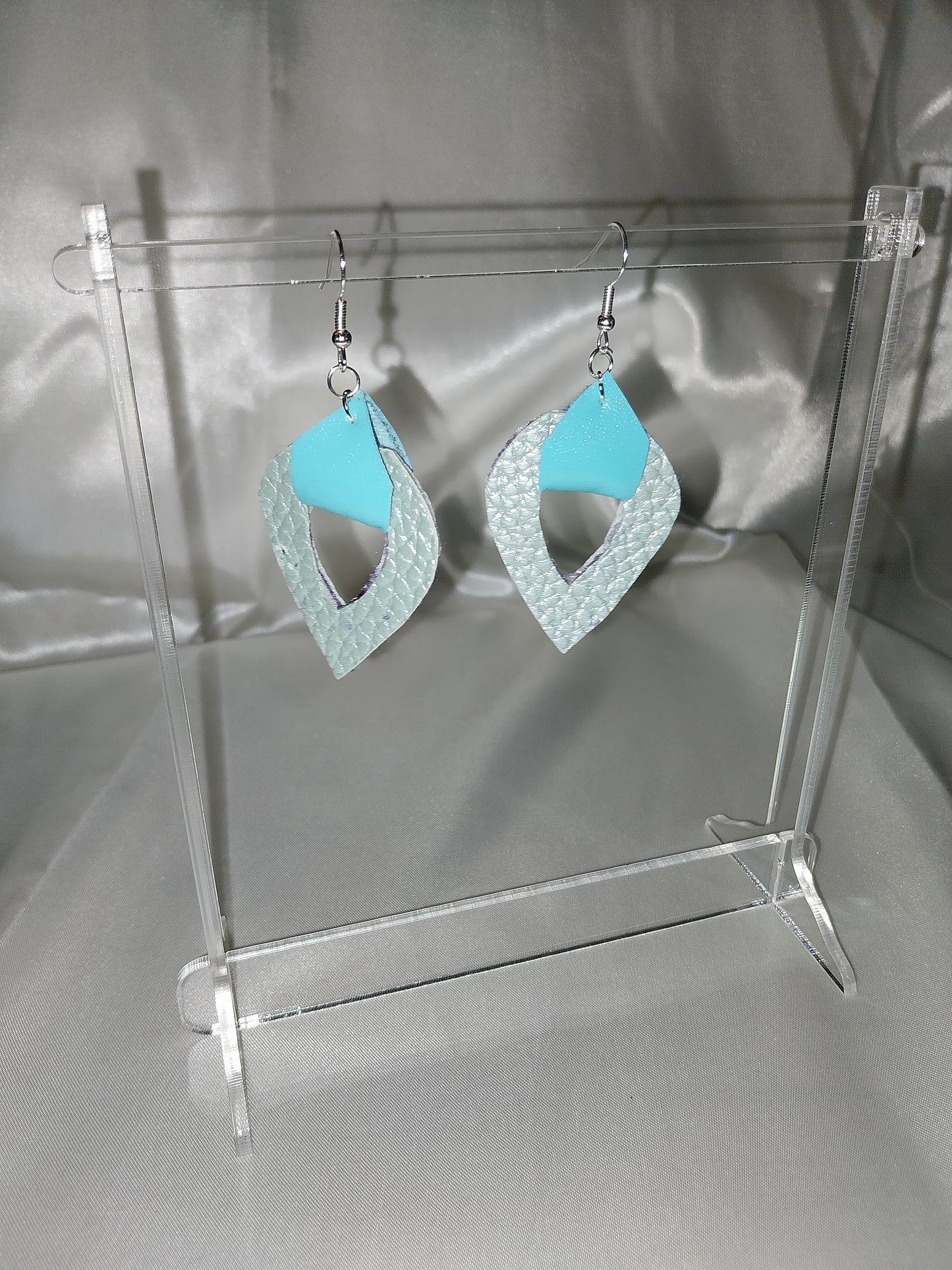 Blue teardrop earrings