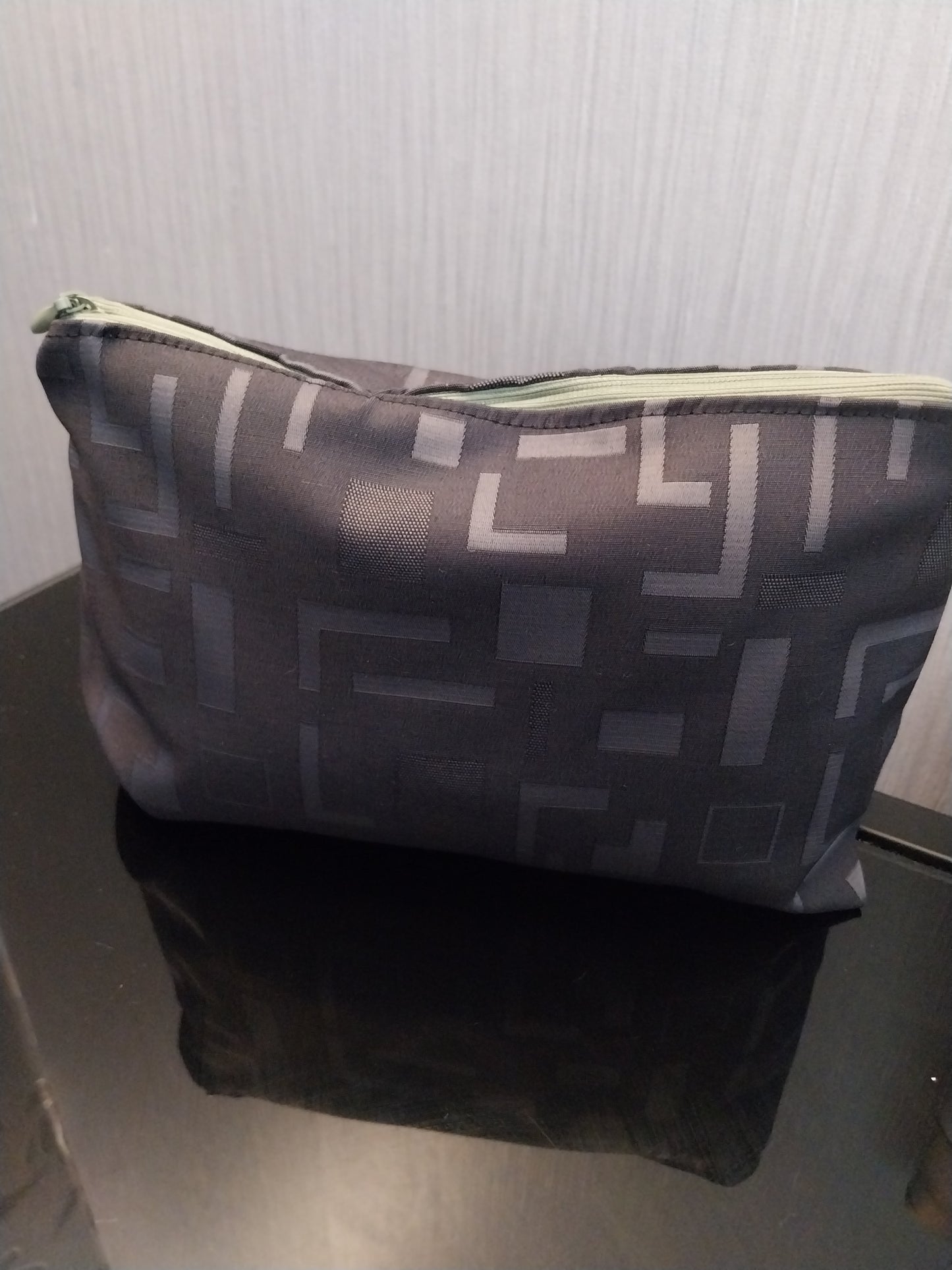 Wash bag - geometric shape
