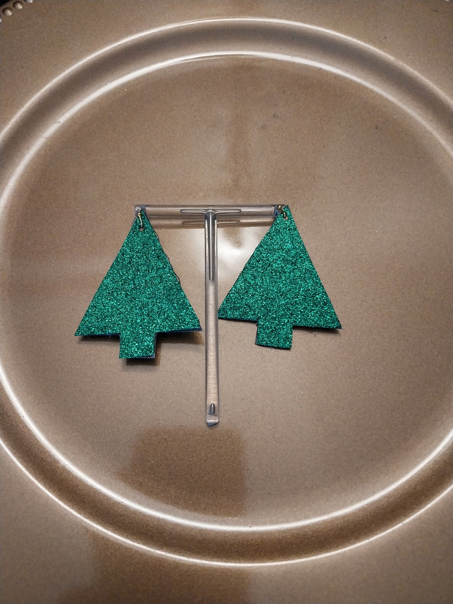 Christmas Tree Earring - green glitter