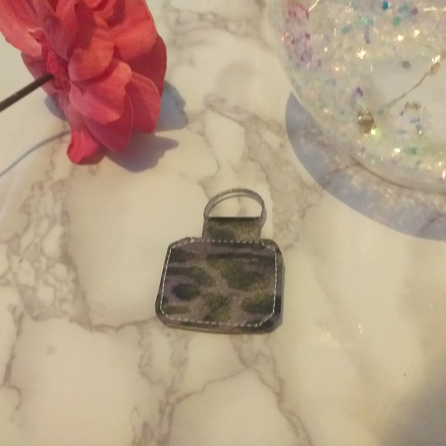 Coin holder/keyring