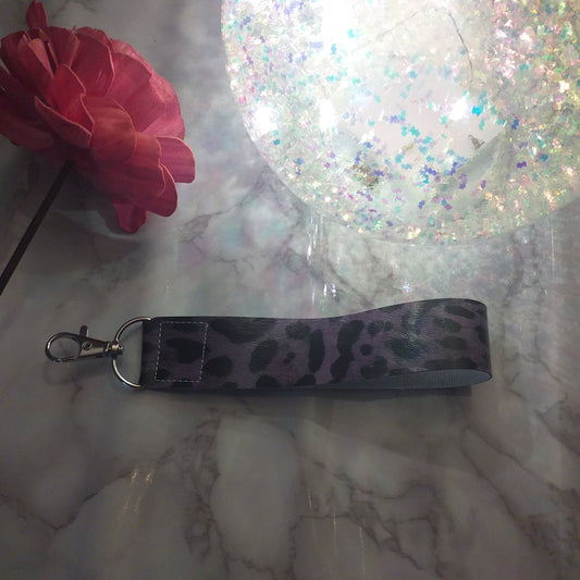 Wristlet keychain
