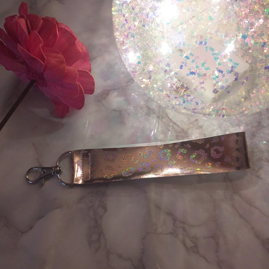 Wristlet keychain