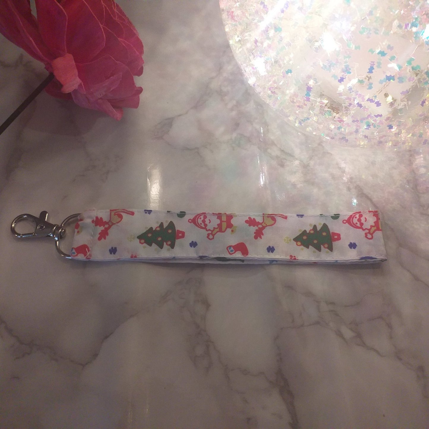 Wristlet keychain