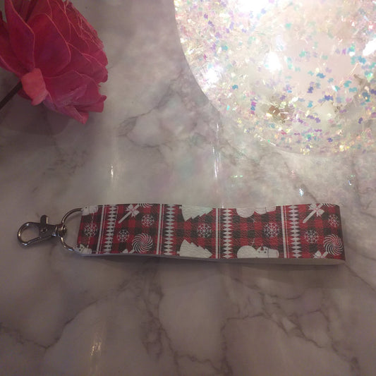 Wristlet keychain