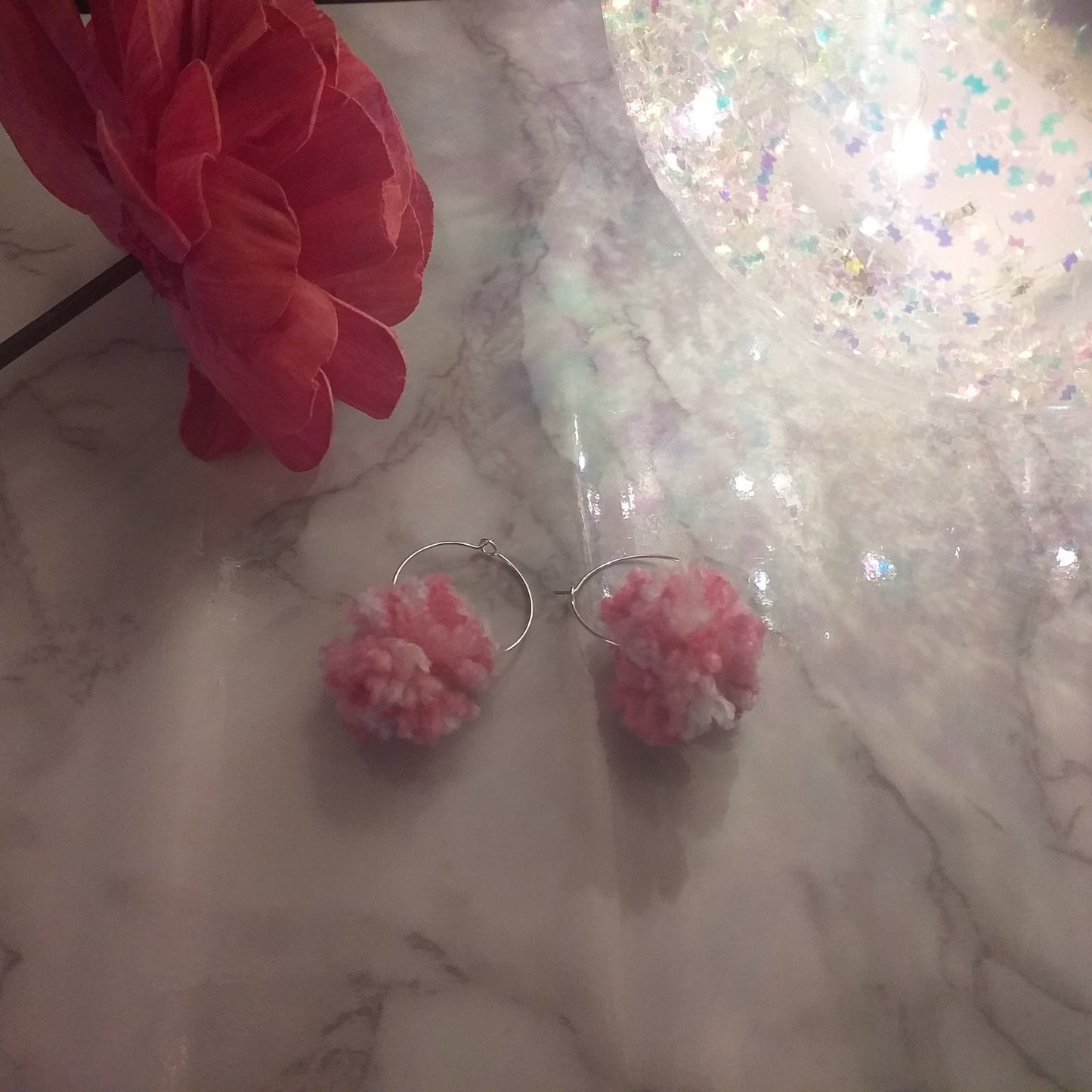 Pom pom earring