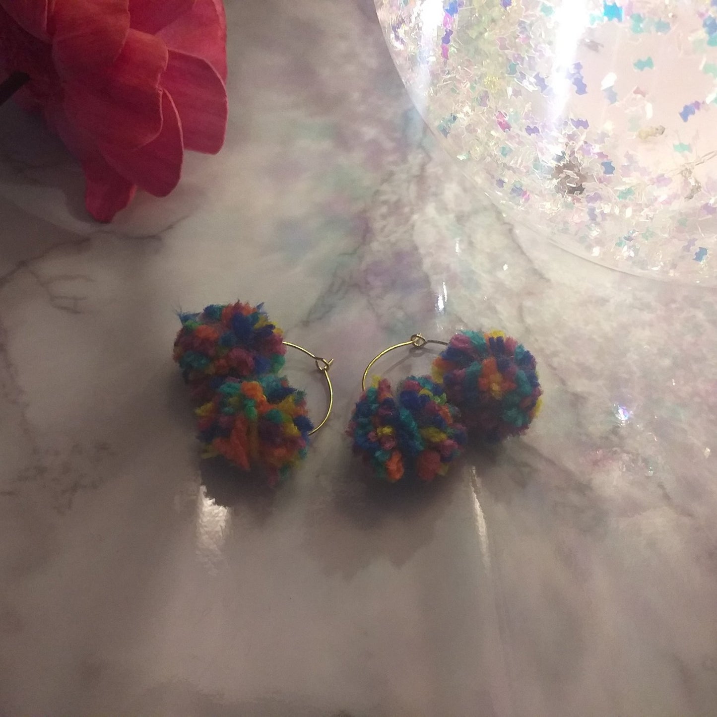 Pom pom earring