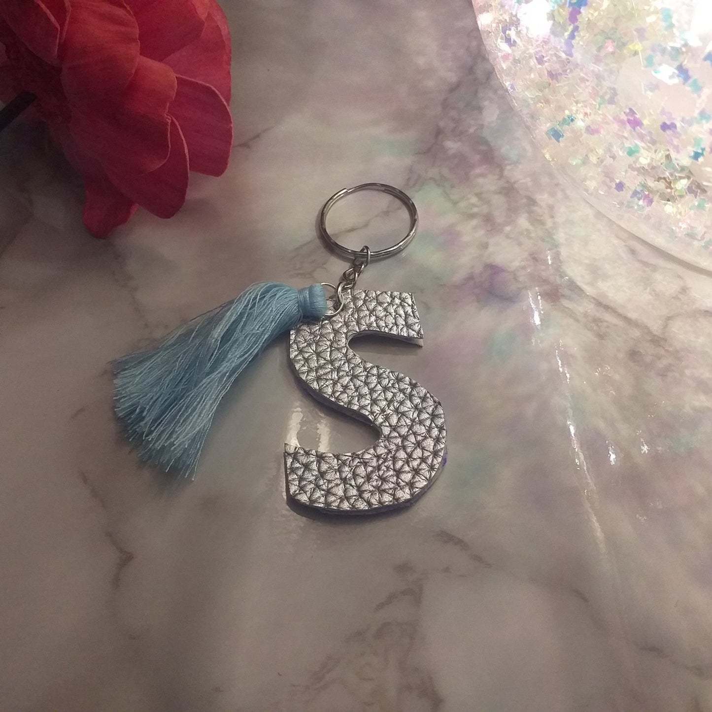 Letter keyring